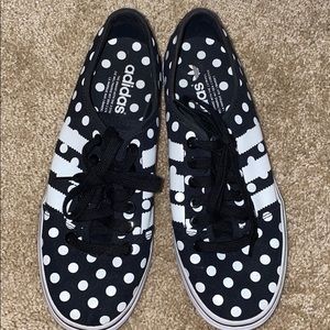 Adidas  Canvas sneaker